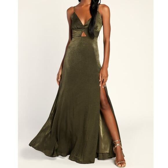 LULU'S SZ M Green Endless Elegance Surplice Neck Sleeveless Maxi Dress 0B1 *flaw - Picture 1 of 12
